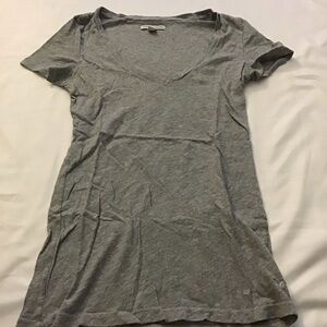 American Eagle V Neck Shirt
